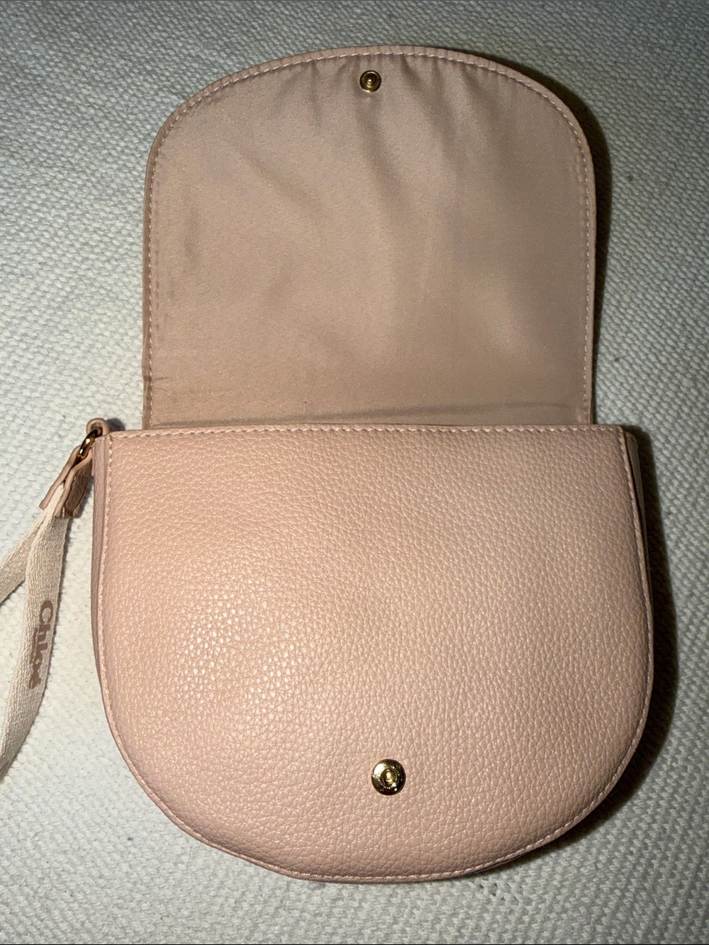 Chloe pardons Leather faux Wristlet Pouch - Picture 6 of 7